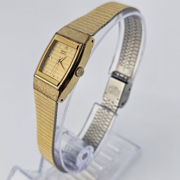 VTG Seiko Women Watch 20MM Gold Dial Bracelet Band Up to 7.5" New Battery - Picture 2 of 16
